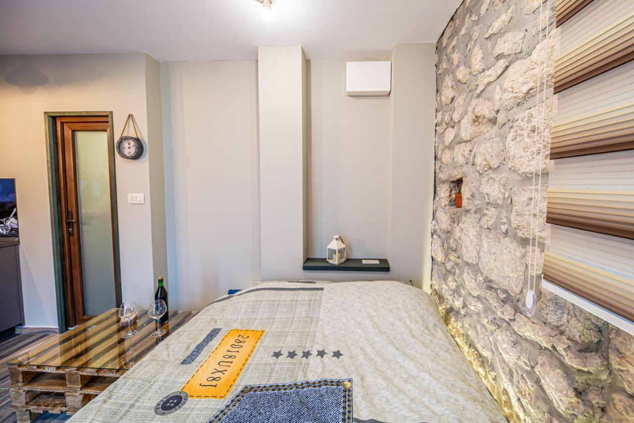 Apartman_Pidzun 采蒂涅 外观 照片